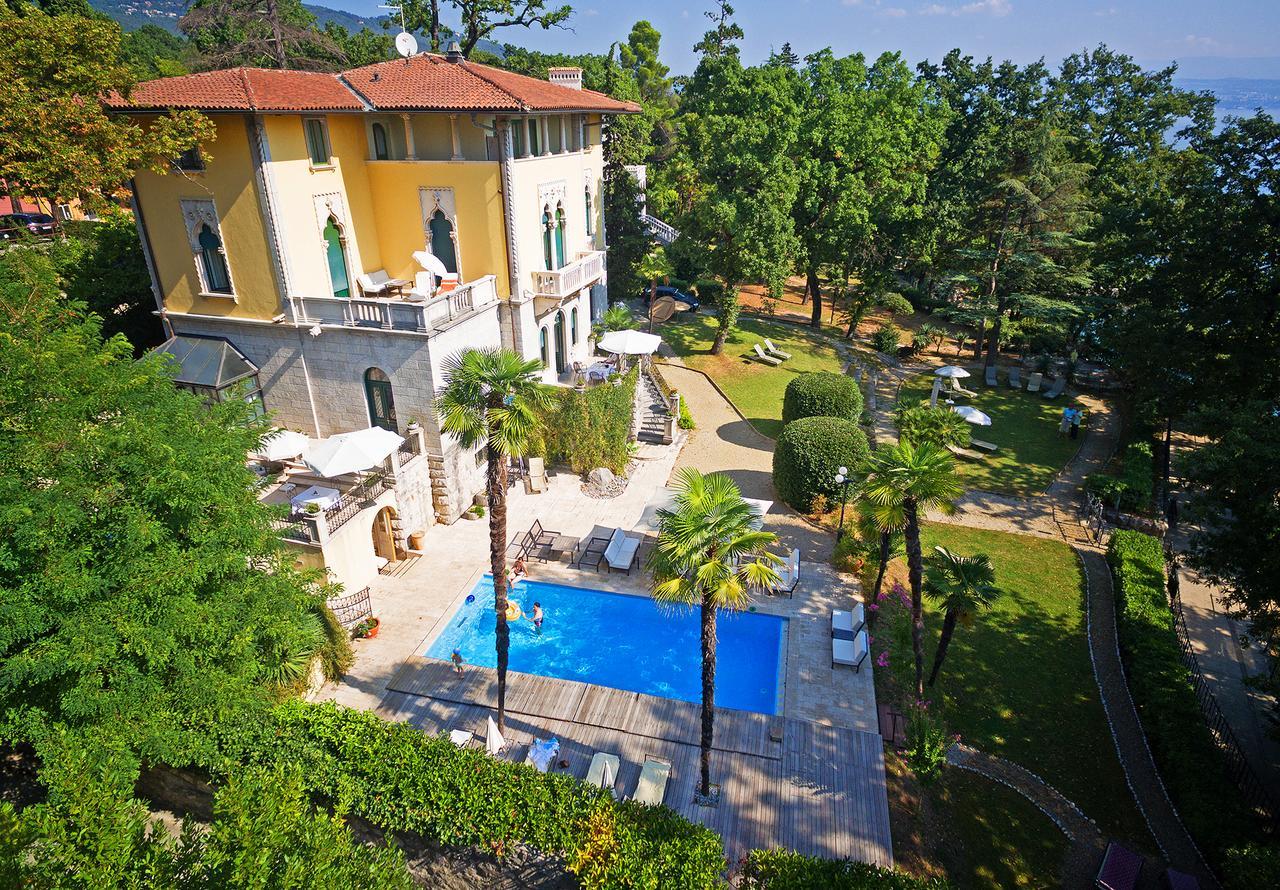 Hotel Villa Astra Lovran Exteriér fotografie