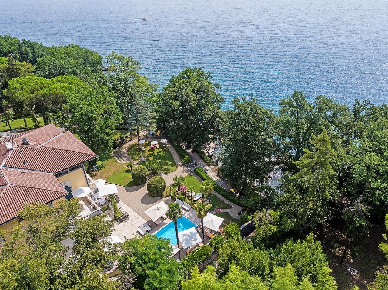Hotel Villa Astra Lovran Exteriér fotografie